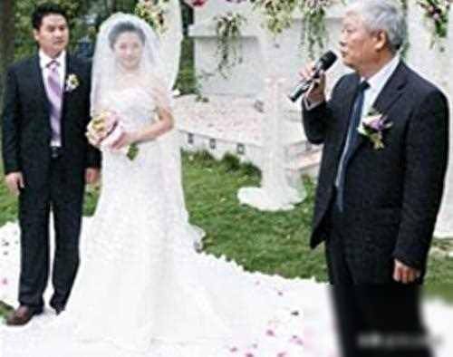 幽默证婚词精选？新婚证婚人证词致辞精选