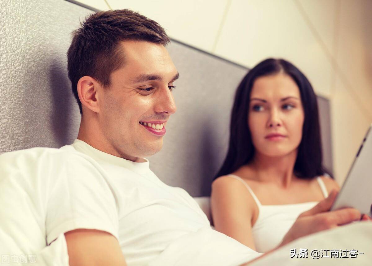 比较最搞笑qq签名？个性签名的经典句子