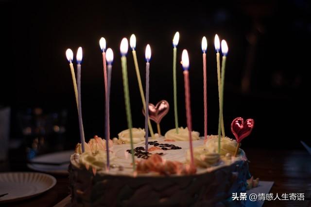 祝自己生日精致的句子？给自己的生日祝福文案