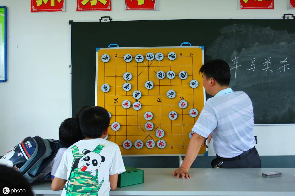 小学音乐教学计划模板？人教版小学音乐课本目录