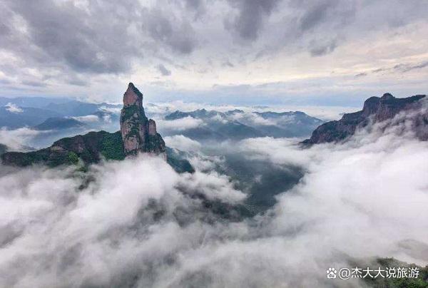 天姥山位于哪里（天姥山地理位置）